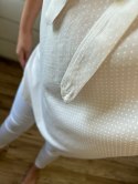 Bluzka z wiązaniem beżowa w kropki moda italia