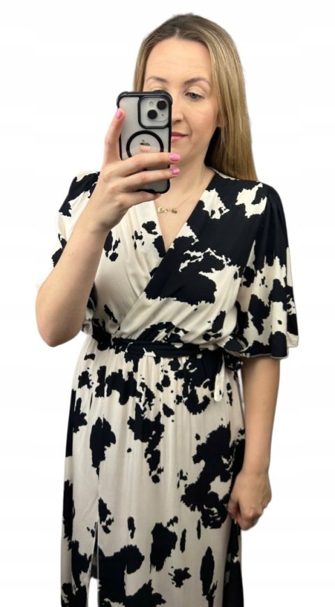 Sukienka midi kopertowy dekolt cow print rozcięcie wiskoza czarna jasny beż Sukienka midi kopertowy dekolt cow print rozcięcie wiskoza czarna jasny beż