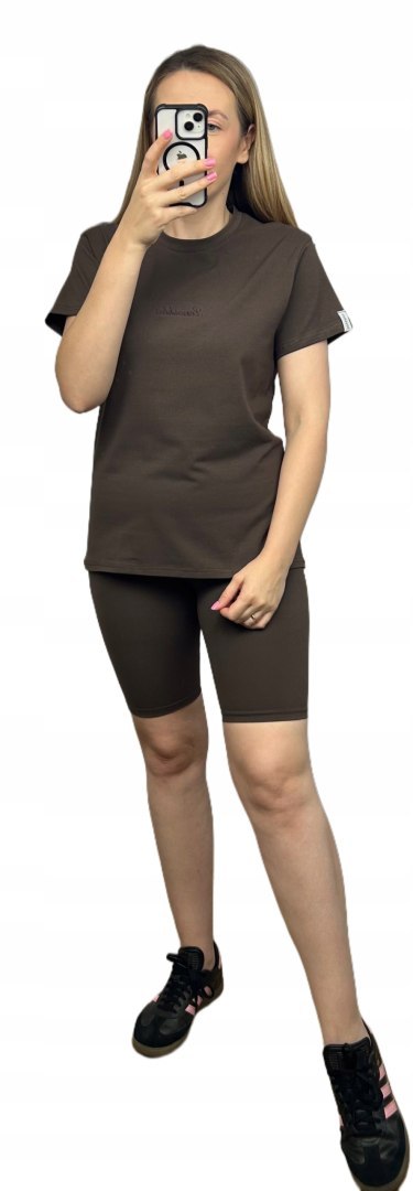 Brązowy komplet dresowy bawełniany t-shirt haft kolarki bawełna Lenoshka Brązowy komplet dresowy bawełniany t-shirt haft kolarki bawełna Lenoshka