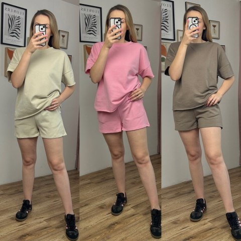 Fango komplet dresowy bawełniany krótki rękaw luźny szorty bluza Azara Fango komplet dresowy bawełniany krótki rękaw luźny szorty bluza Azara