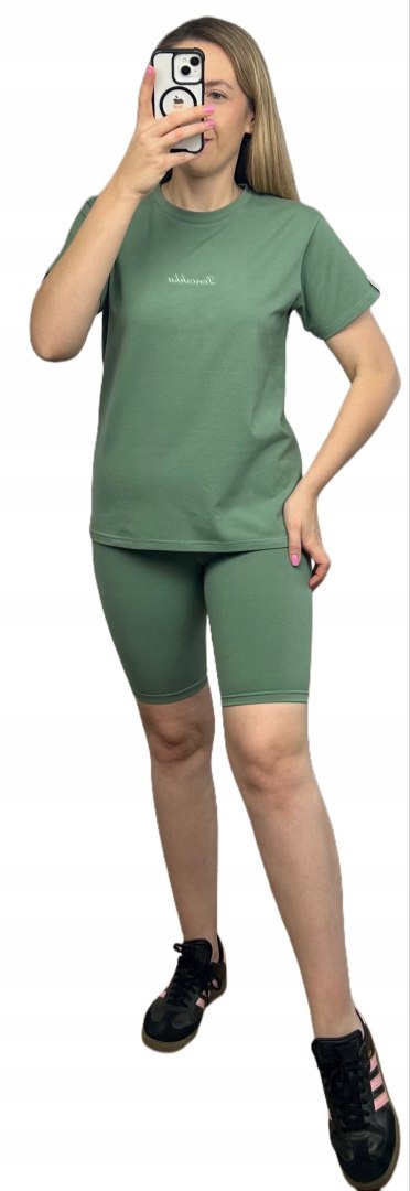 Zielony komplet dresowy bawełniany t-shirt haft kolarki bawełna Lenoshka Zielony komplet dresowy bawełniany t-shirt haft kolarki bawełna Lenoshka