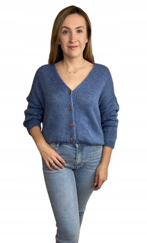 Krótki kardigan niebieski jeans sweterek miękki bioder luźny złote guziki Krótki kardigan niebieski jeans sweterek miękki bioder luźny złote guziki