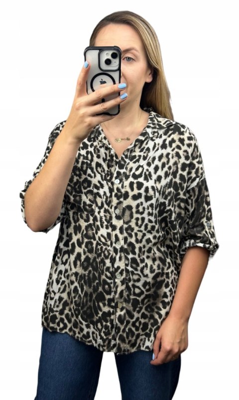 Luźna koszula w panterkę cętki 100% wiskoza wywijane rękawy jasny beż - LEO TOUCH Luźna koszula w panterkę cętki 100% wiskoza wywijane rękawy jasny beż - LEO TOUCH