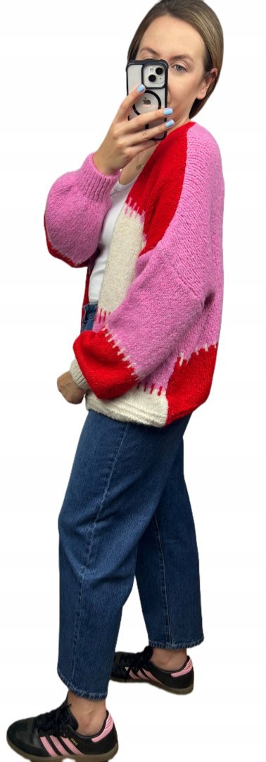 Sweter kardigan oversize bufiaste rękawy różowy czerwony śmietana wzorzysty - COLOR PATCH Sweter kardigan oversize bufiaste rękawy różowy czerwony śmietana wzorzysty - COLOR PATCH