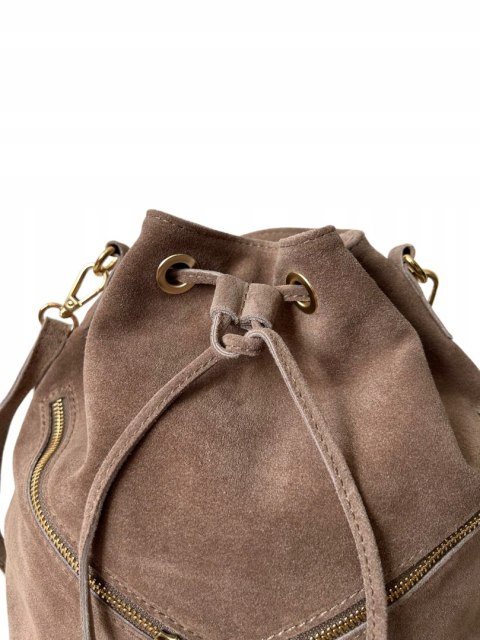 Torebka worek zamsz naturalny skóra jasny brąz mocha frędzle Laura Biaggi - BOHO CHIC Torebka worek zamsz naturalny skóra jasny brąz mocha frędzle Laura Biaggi - BOHO CHIC