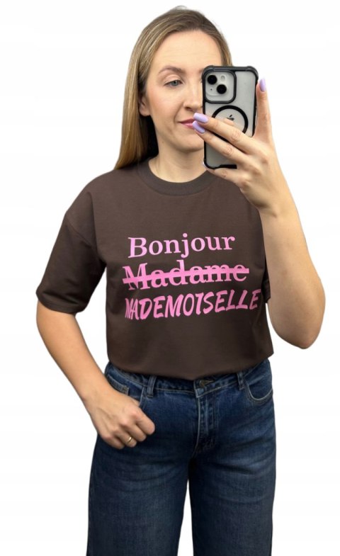 Czekoladowy t-shirt różowy napis oversize bawełniany Millagro- BONJOUR