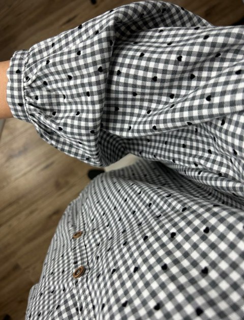 Luźna koszula w kratkę kratę serduszka oversize guziki szara czarna Wiya- VIVI