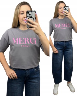 Szary t-shirt różowy napis oversize bawełniany Millagro- MERCI