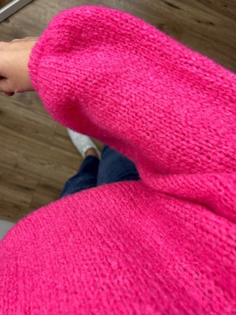 Różowy sweter moher wełna bufiaste rękawy luźny oversize Made in Italy- WARMY