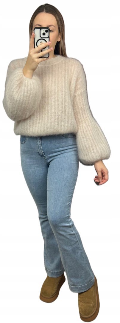 Sweter jasny beż puszysty kid moher prążek szerokie rękawy dzwonki moherowy- SOFT BELL
