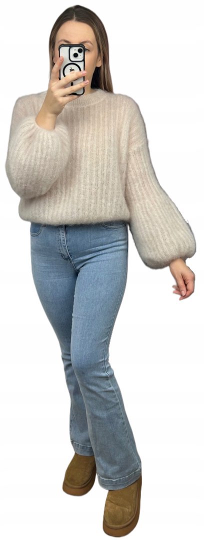 Sweter jasny beż puszysty kid moher prążek szerokie rękawy dzwonki moherowy- SOFT BELL