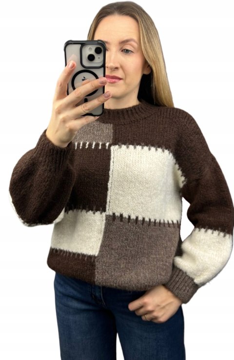 Sweter oversize bufiaste rękawy luźny patch wzorzysty brązowy śmietanka- PATCHY