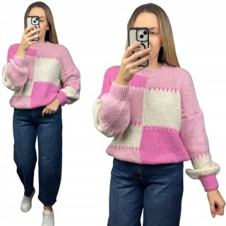 Sweter oversize bufiaste rękawy luźny patch wzorzysty różowy śmietanka- PATCHY