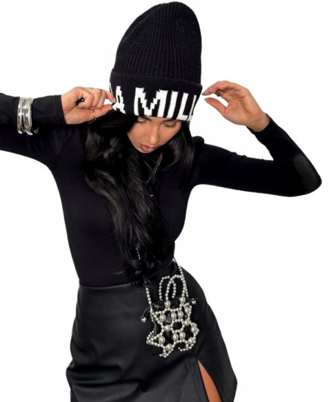 Ciepła czapka damska La Milla White Black – polska produkcja