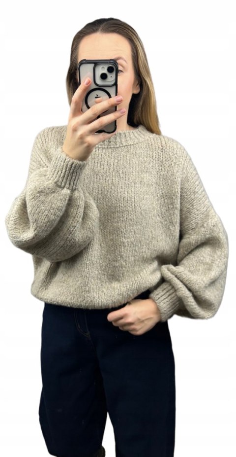 Sweter oversize fango beżowy bufiaste rękawy chmurka 12% kid moher wełna- CLOUDY
