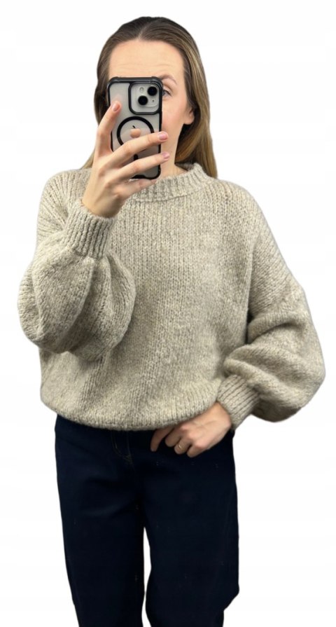 Sweter oversize fango beżowy bufiaste rękawy chmurka 12% kid moher wełna- CLOUDY