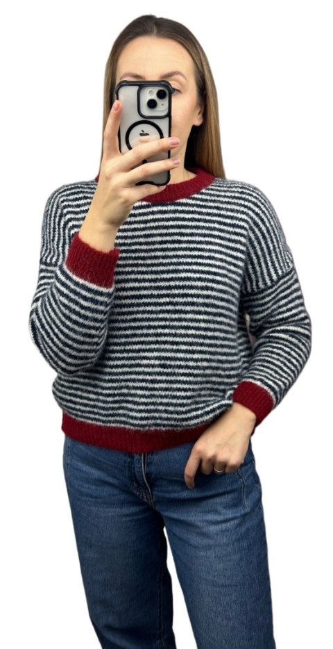 Sweter z wiskozą wełną w poziome paski luźny granatowy czerwony- MARINA