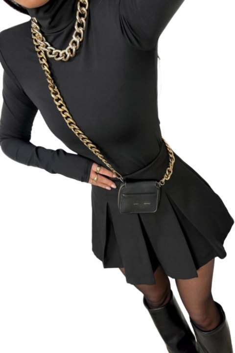 Czarne spódnico-spodenki La Milla – detal plis