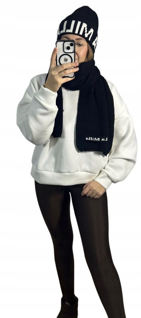 Czapka zimowa LA MILLA czarna z dużym logo