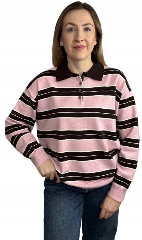 Różowy sweter polo w paski – przód