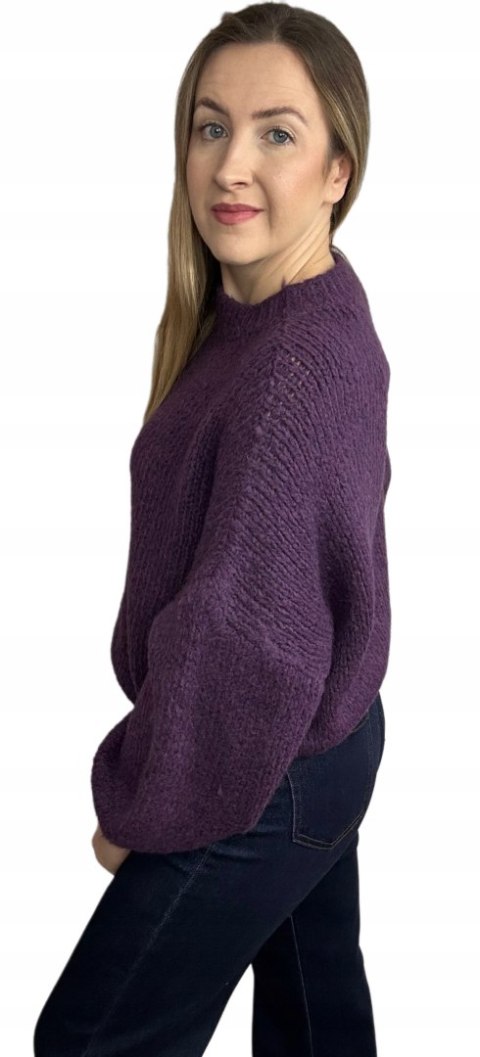 sweter CLOUDY śliwka widok z boku