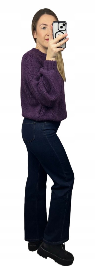 śliwkowy sweter CLOUDY oversize stylowy look