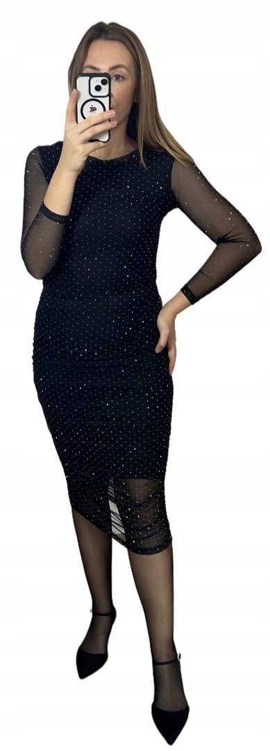 Sukienka midi czarna na Sylwestra i święta