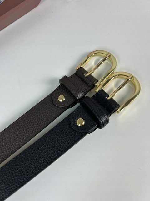 detal brązowego paska skóra naturalna vera pelle