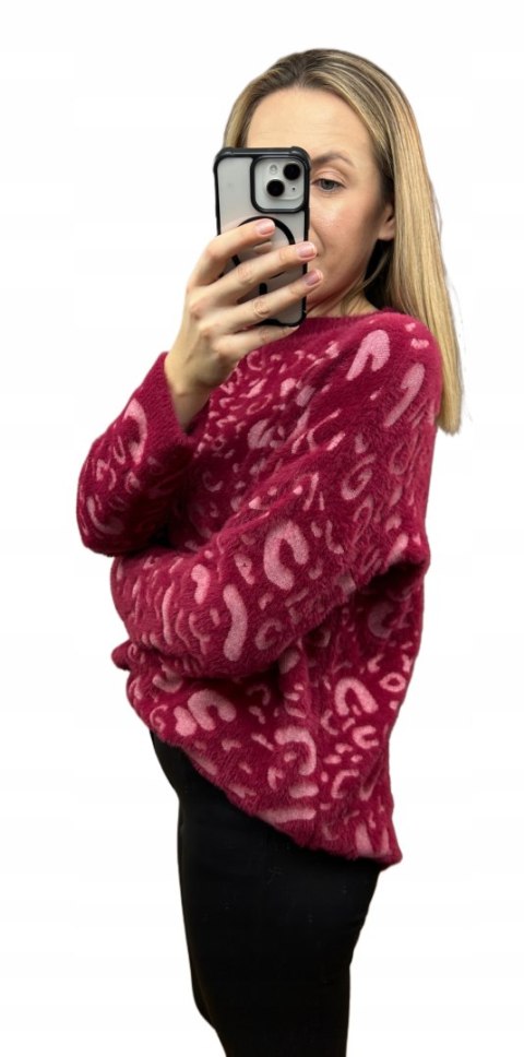 Miękki wzorzysty sweterek oversize luźny panterka cętki wiskoza wełna Miękki wzorzysty sweterek oversize luźny panterka cętki wiskoza wełna