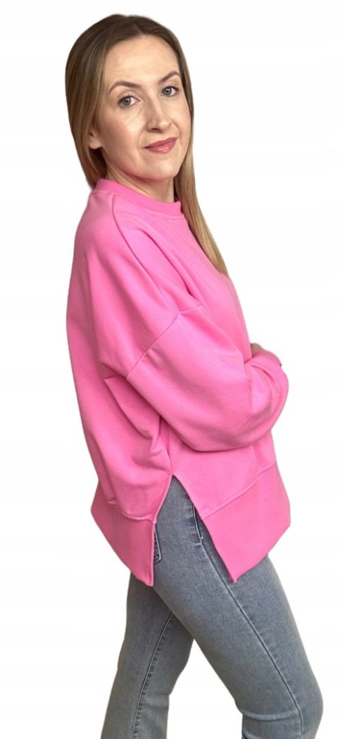 Różowa cukierek bluza oversize bawełniana rozcięcia produkt polski Lenoshka Różowa cukierek bluza oversize bawełniana rozcięcia produkt polski Lenoshka