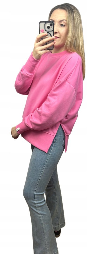 Różowa cukierek bluza oversize bawełniana rozcięcia produkt polski Lenoshka Różowa cukierek bluza oversize bawełniana rozcięcia produkt polski Lenoshka